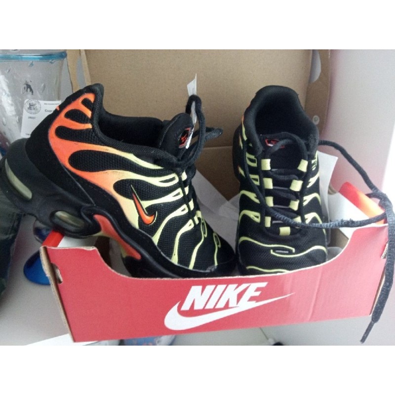 Tennis AIR MAX PLUS POINTURE 30