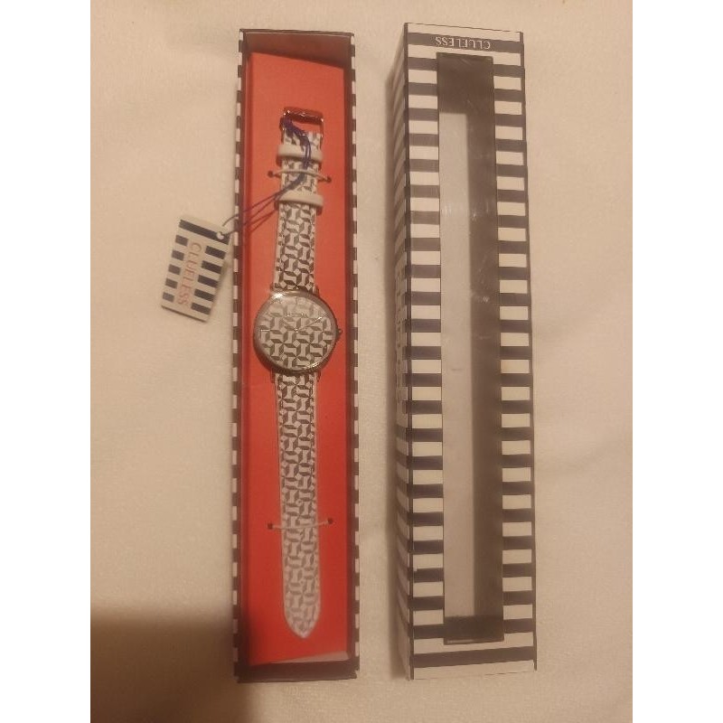 Montre Clueless