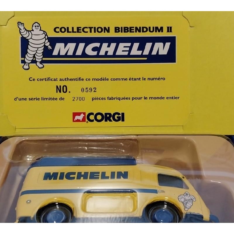 RENAULT 1000KG avec toit réhaussé MICHELIN - 1:43e - Edition Limitée 0592 / 2700