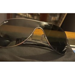 Lunettes noir ( Ray.Ban ) 