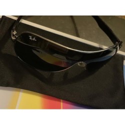 Lunettes noir ( Ray.Ban ) 