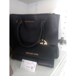 Sac mickel kors + porte feuille Bon état cuir  