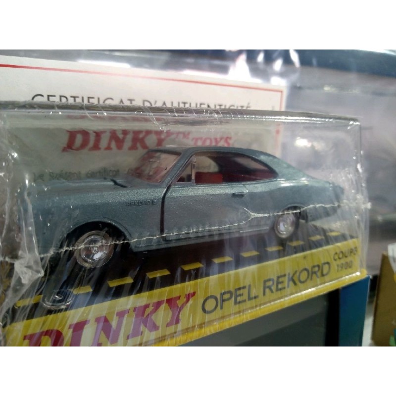 OPEL Rekord coupé - DINKY TOYS Atlas avec certificat d'authenticité + fascicule 