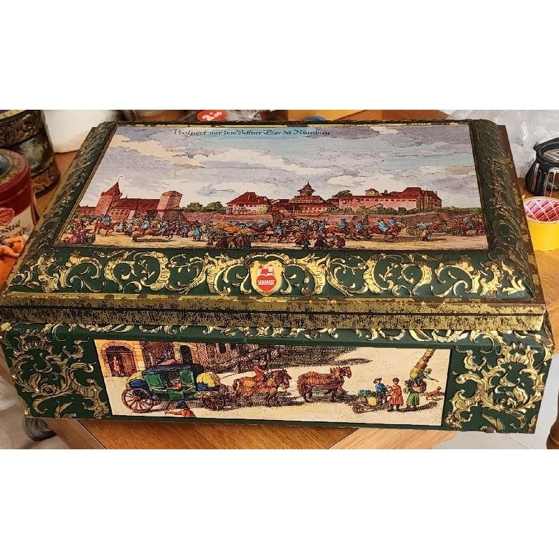 Grande boîte métal décors peint 1985