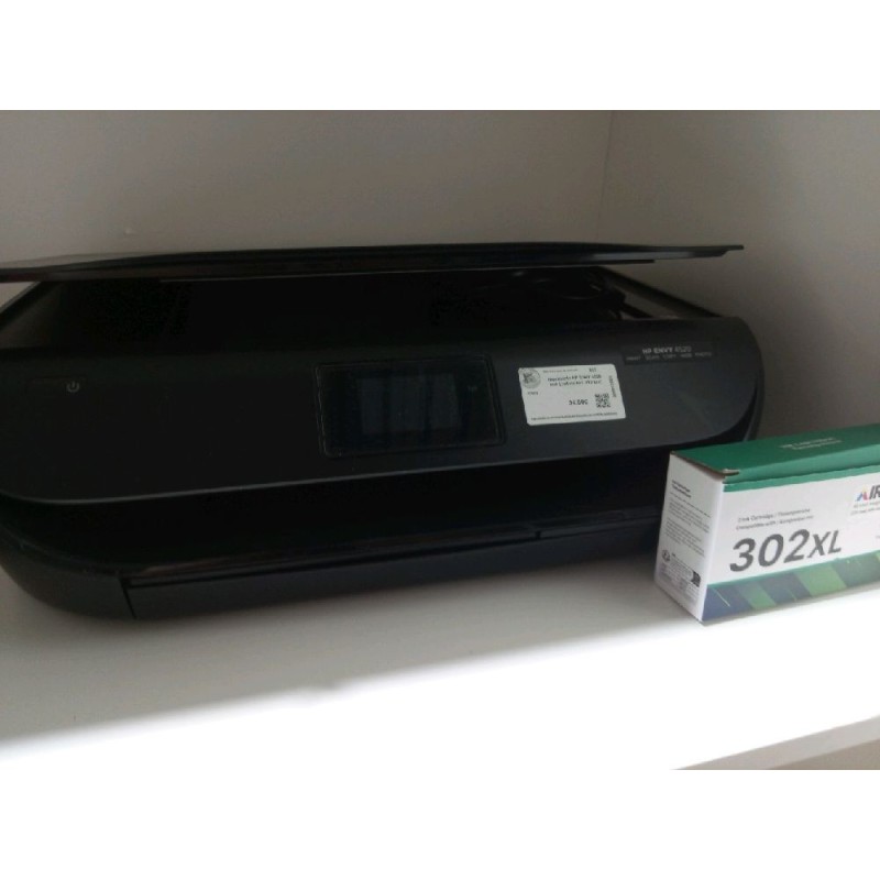 Imprimante HP ENVY 4520 noir (cartouches offertes)
