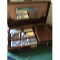 Ancienne nécessaire de...