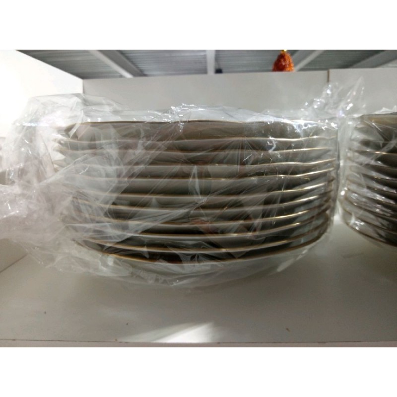 Assiettes creuses 11 pces porcelaine 